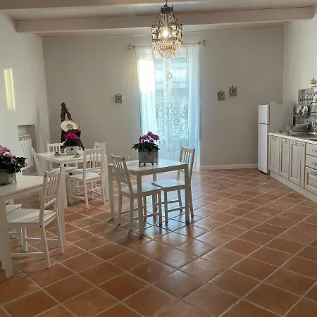 Bed & Breakfast La Casa Dei Sogni 4*