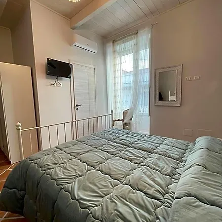 La Casa Dei Sogni Bed & Breakfast 4*